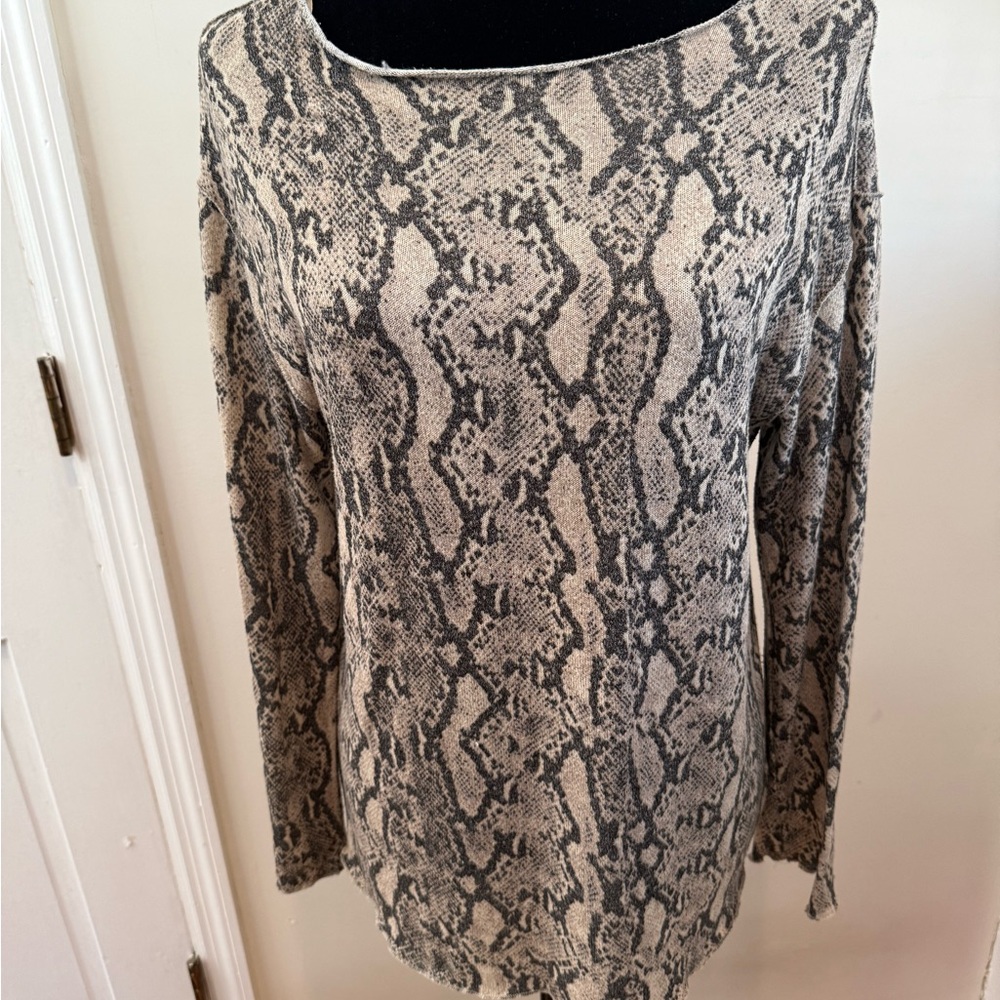 Zara Snakeskin Print Long Sleeve lightweight sweater